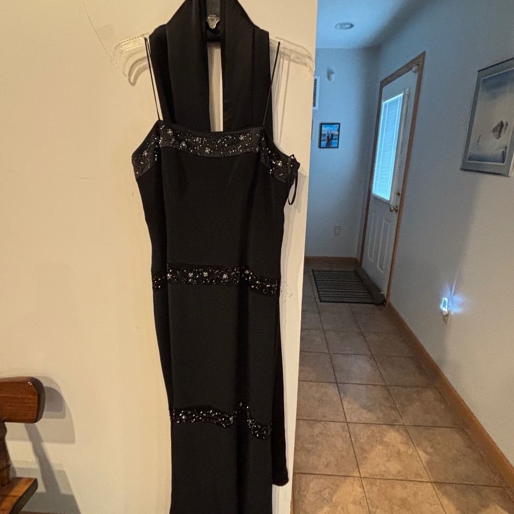 Elegant Evening Gown for Mother of the Bride or Groom